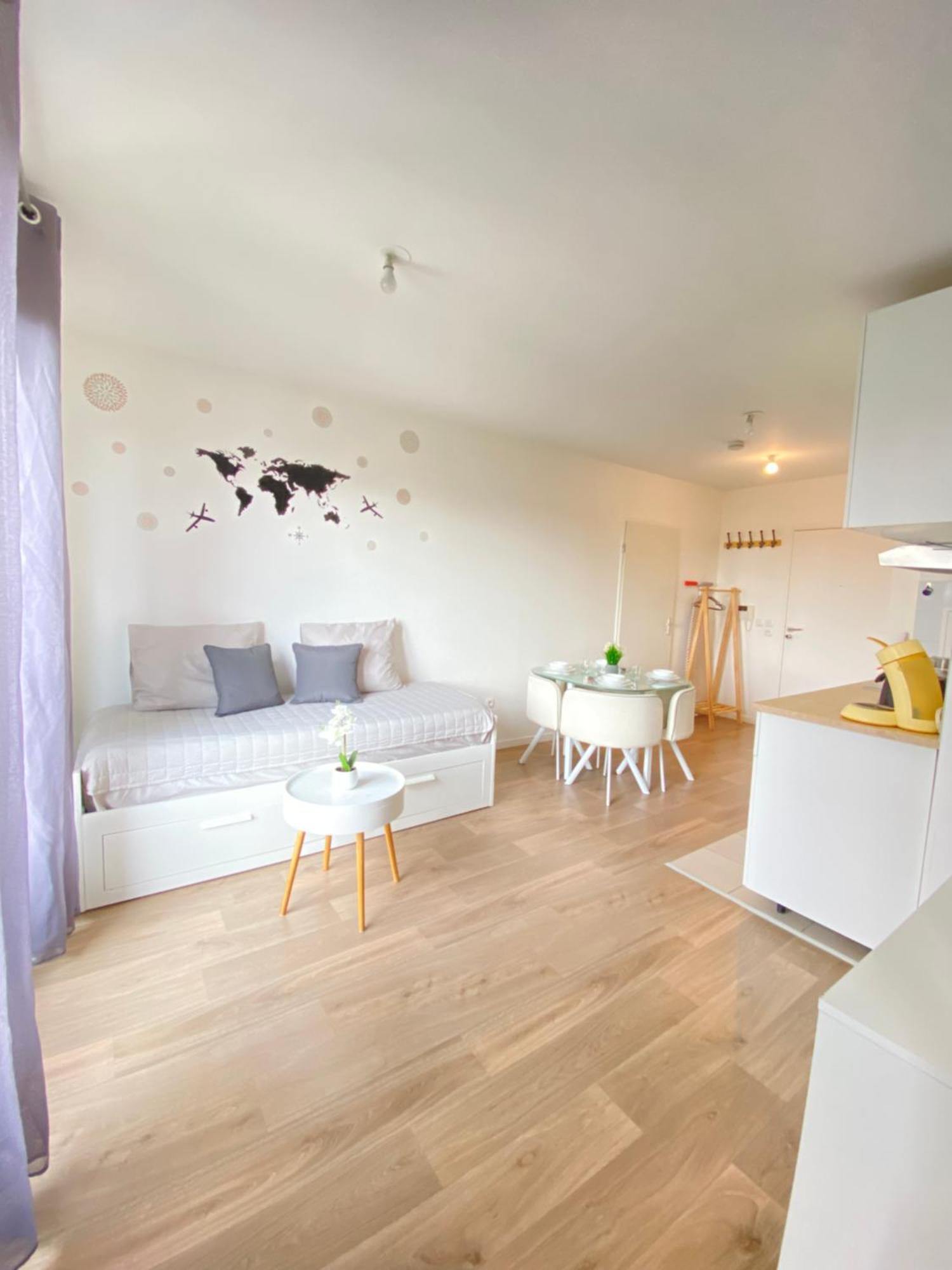 Grand Studio Montevrain - Disneyland Rer A Esterno foto